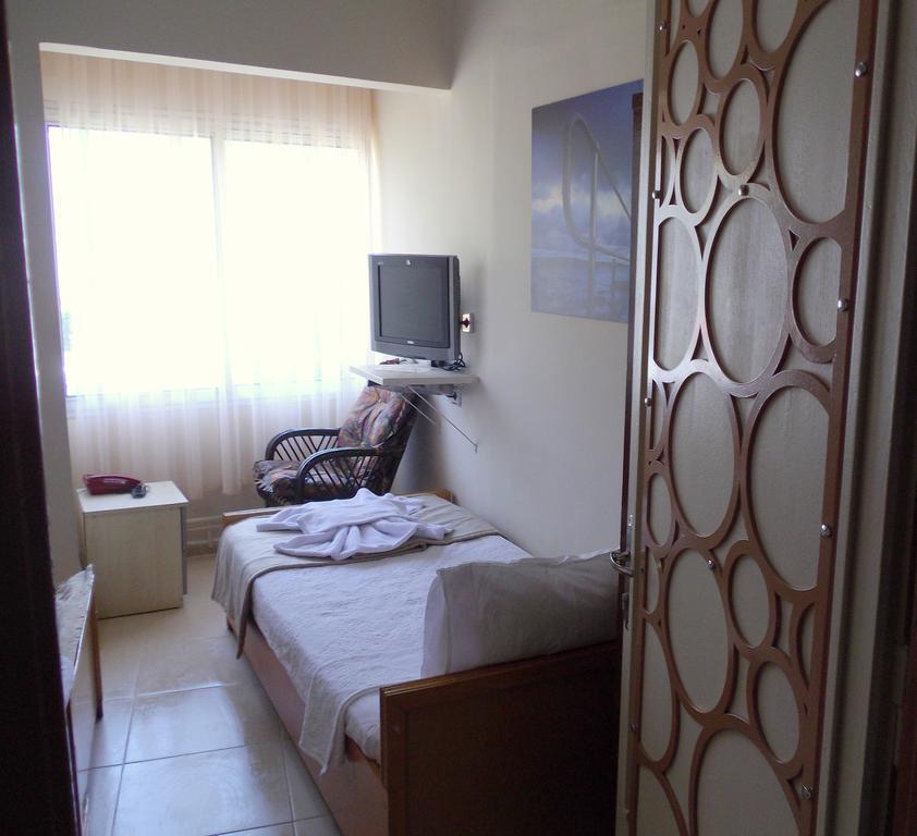 Caylan Hotel Ізмір Екстер'єр фото