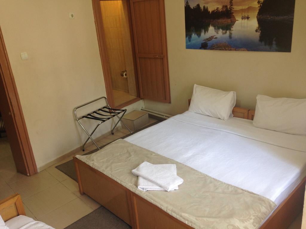 Caylan Hotel Ізмір Екстер'єр фото